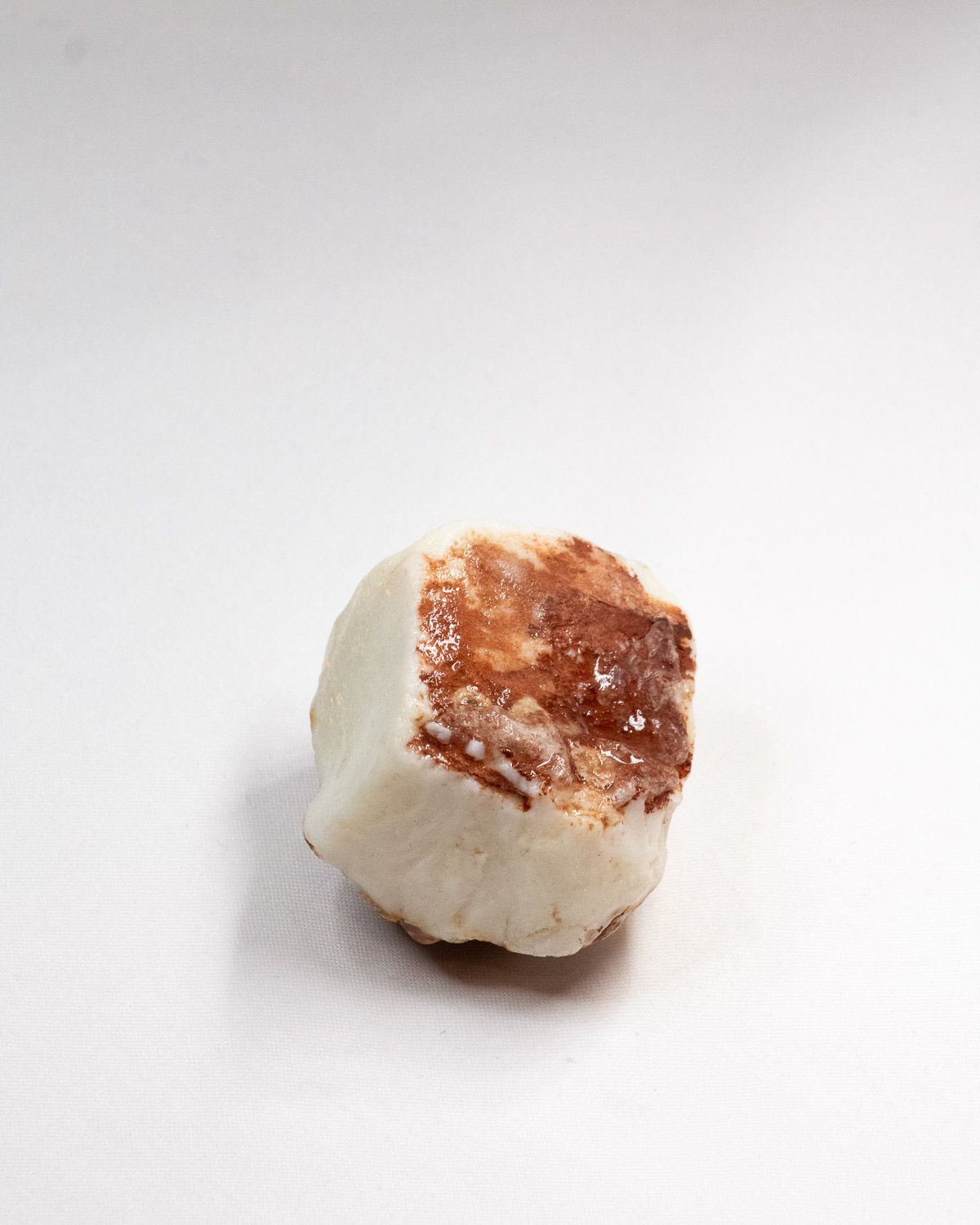 Opal No. 001, top with red ironstone cap
