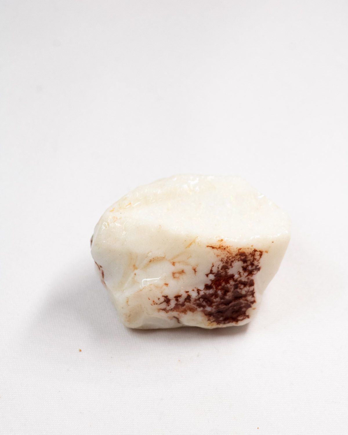 Opal No. 005, white face with a patch of red ironstone