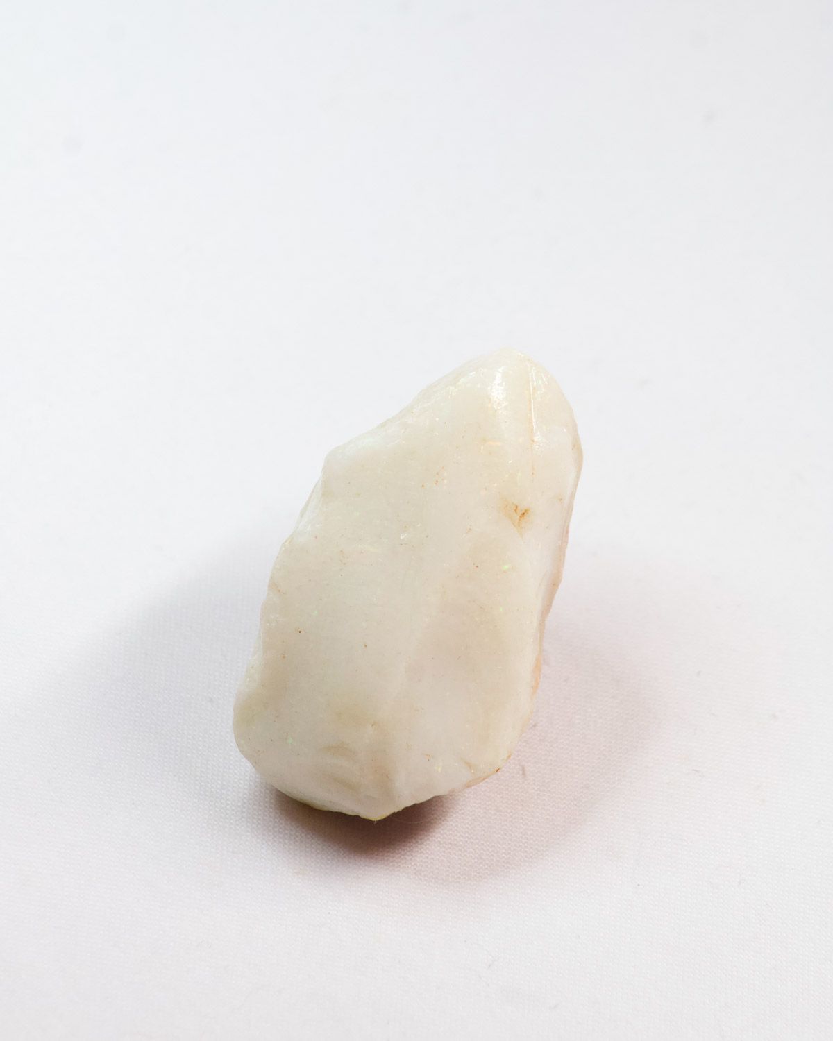 Opal No. 014, clean white face showing colour
