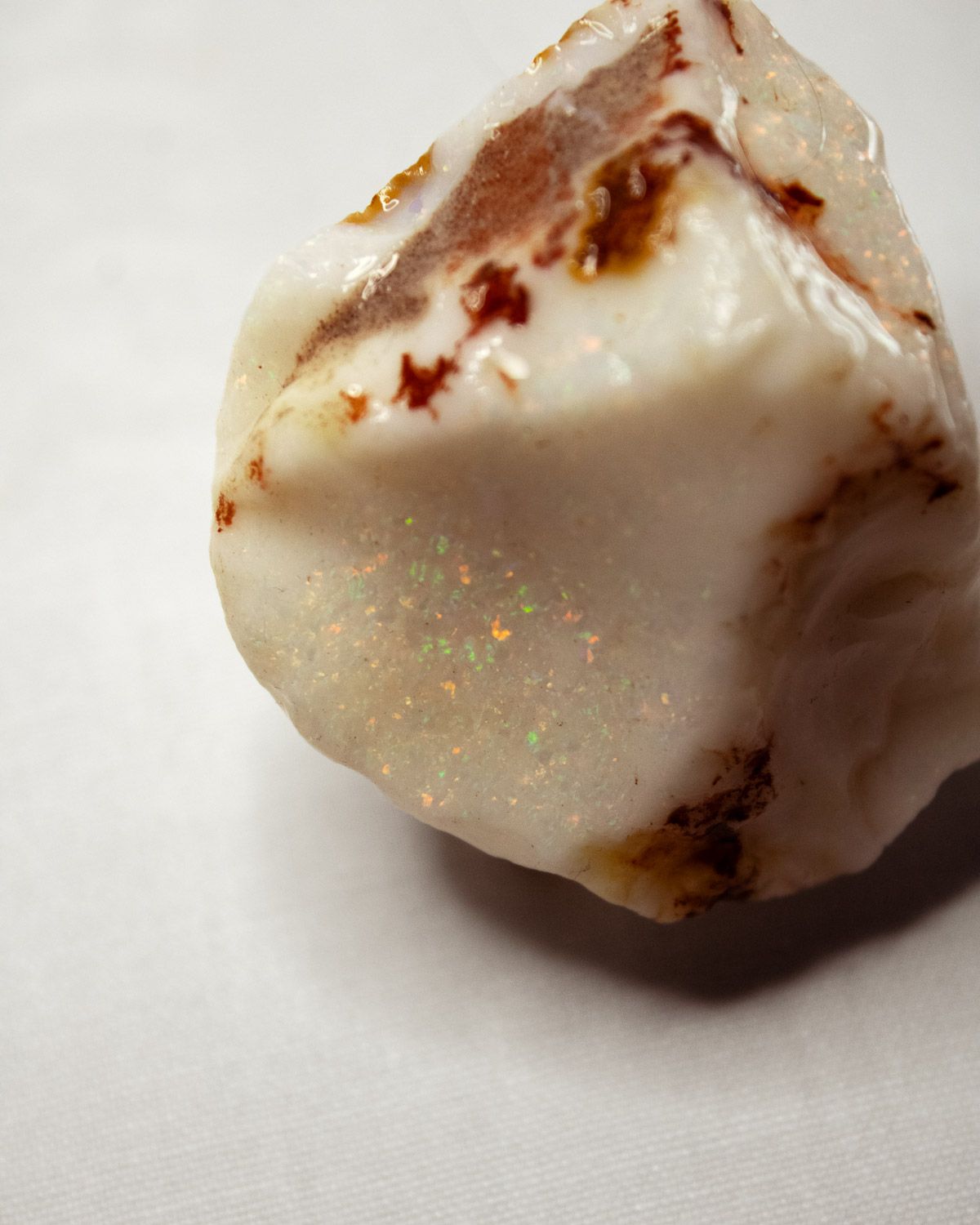 Opal No. 015, close up of the colour (1 of 4)